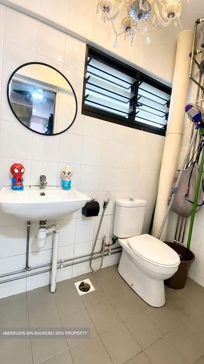 Blk 323 Woodlands Street 32 (Woodlands), HDB Executive #628341041